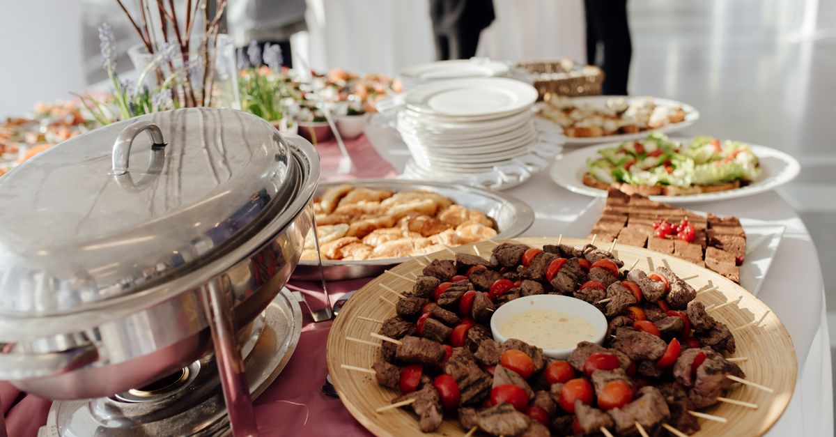 Balancing Traditional Dishes with Modern Dietary Needs