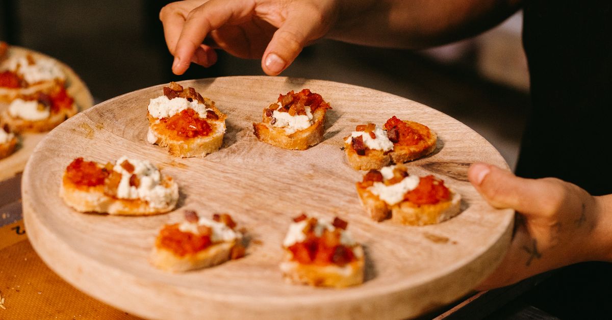 Seasonal Trends Affecting Corporate Catering Pricing Packages
